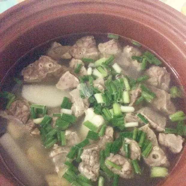 猪肺萝卜豆腐汤