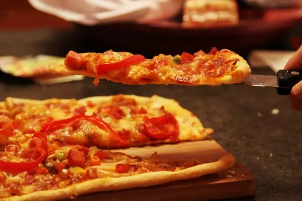 薄底PIZZA-献给爱吃披萨的你