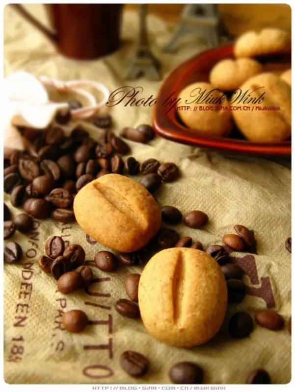 【咖啡豆豆餅乾】簡單的硬餅乾