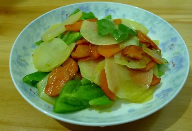青椒胡萝卜土豆片