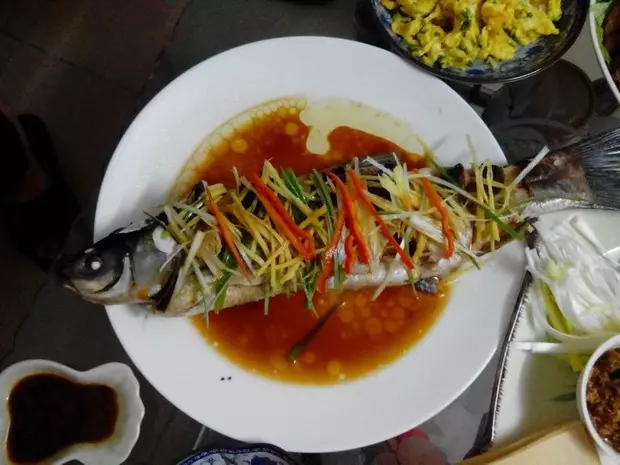 清蒸鯇魚（草魚）
