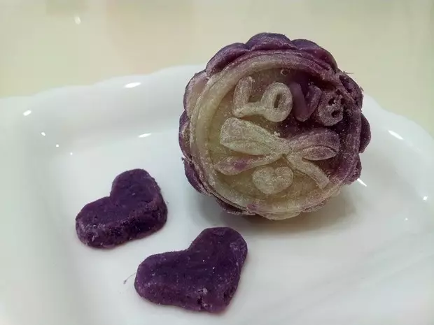 中秋系情——紫薯冰皮月饼