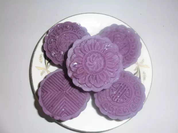 紫薯豆沙月饼