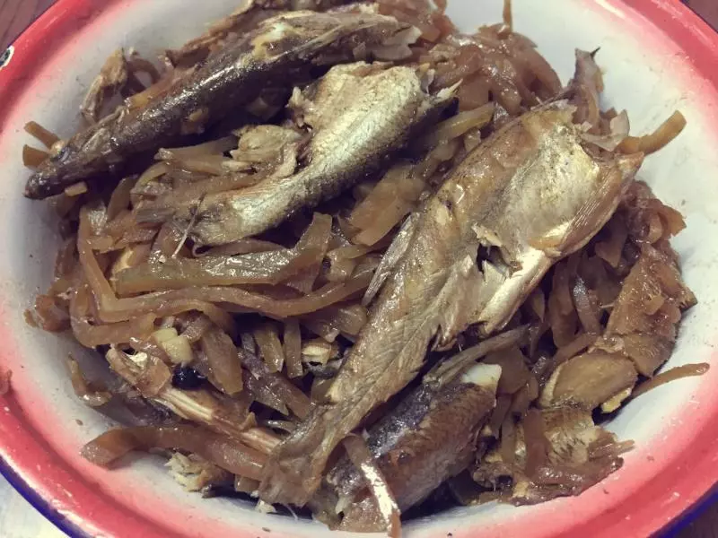 小魚燜鹹菜