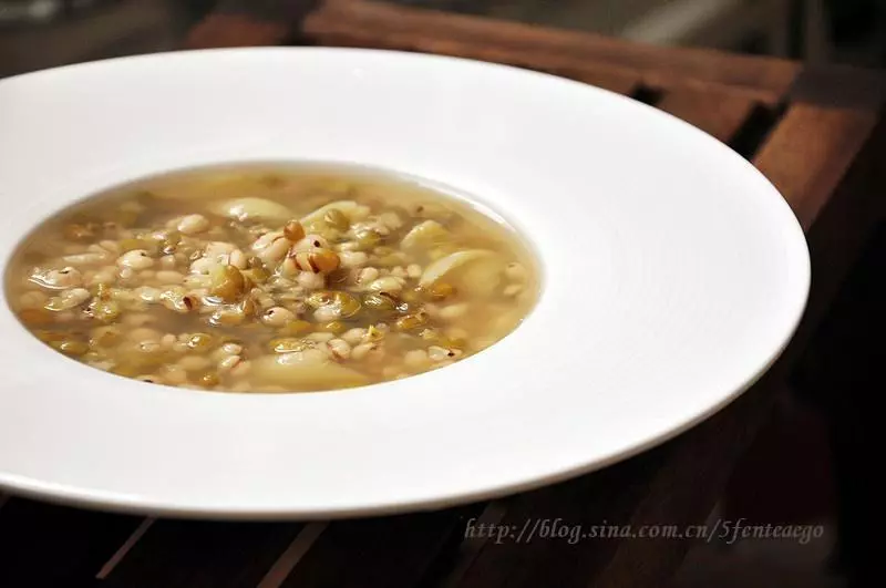 百合绿豆薏仁汤