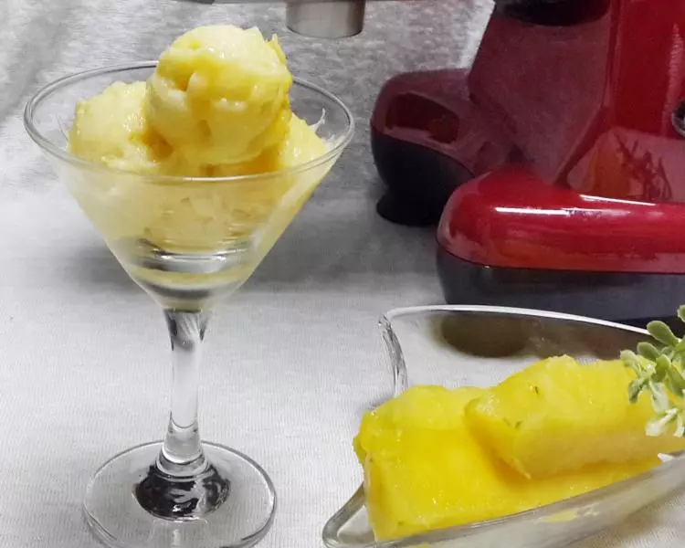 菠萝冰激淋