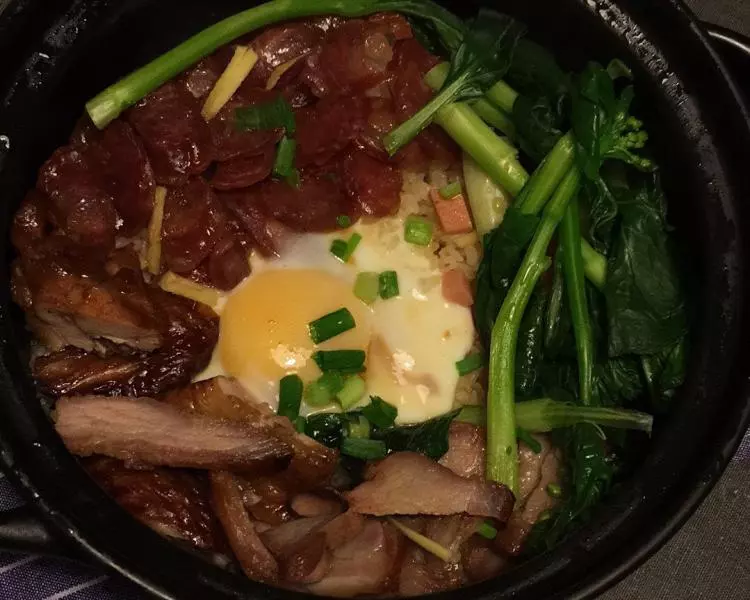 腊味煲仔飯