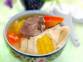 腐竹玉米马蹄汤