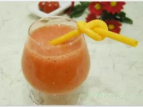 補充維C的果汁飲品--聖女果芒果果汁
