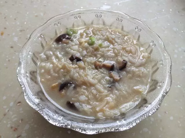 香菇瑶柱鲍鱼粥