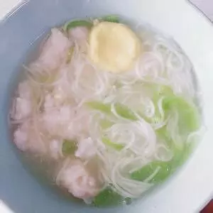 黄瓜虾丸牛汤面（宝宝辅食）