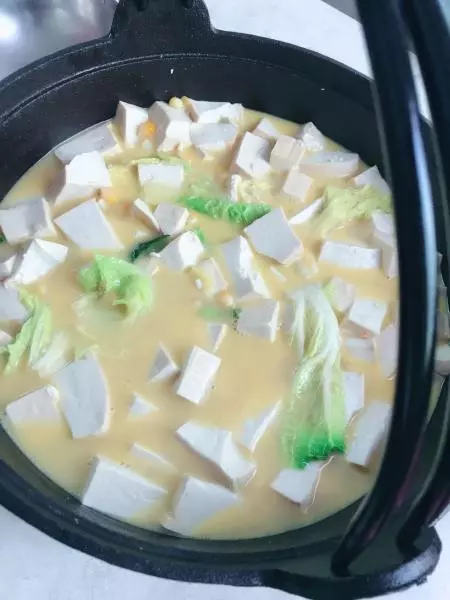 蛋黄豆腐汤