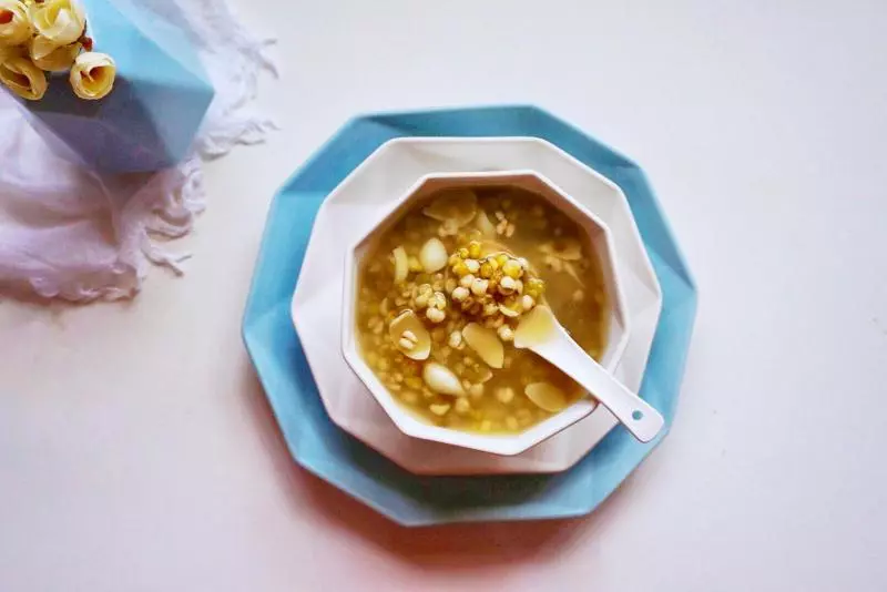 绿豆百合薏米汤-12分钟高压锅版