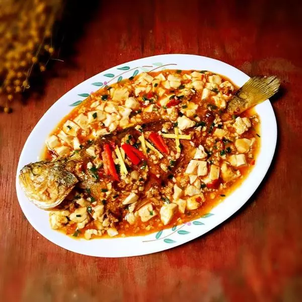 麻婆豆腐煮黄花鱼