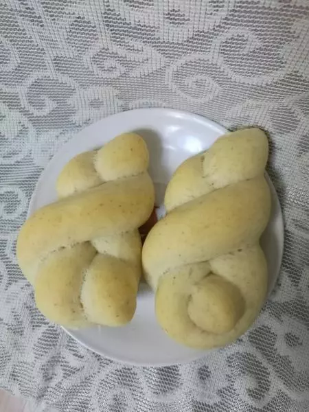 麻花面包(全麦燕麦核桃餐包)