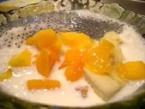 芒果椰汁西米红豆碎冰