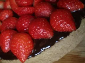 微波炉巧克力草莓蛋糕