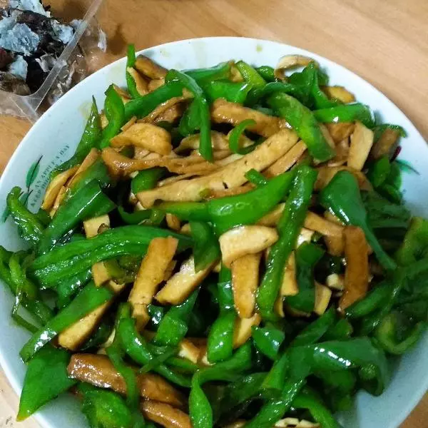 蚝油青椒豆腐干