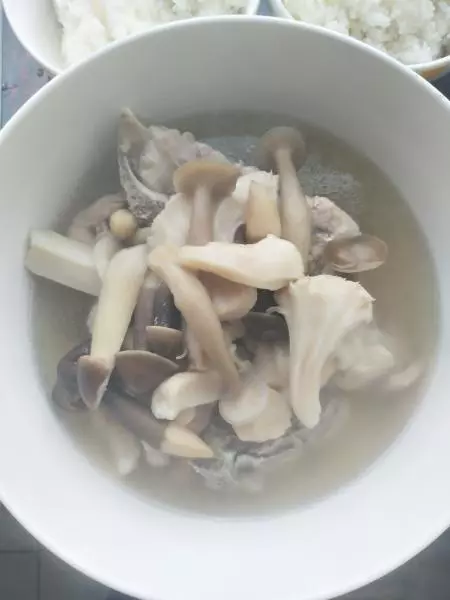絕味菌菇湯
