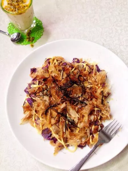 紫甘蓝泡菜煎饼一一超快手美食