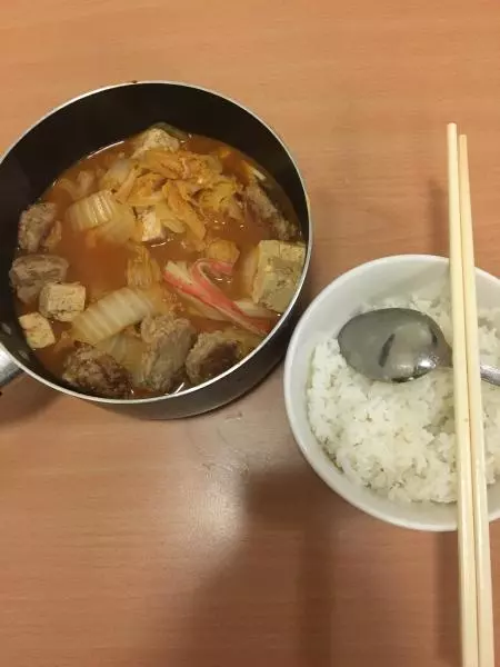 韩式肉丸白菜豆腐汤