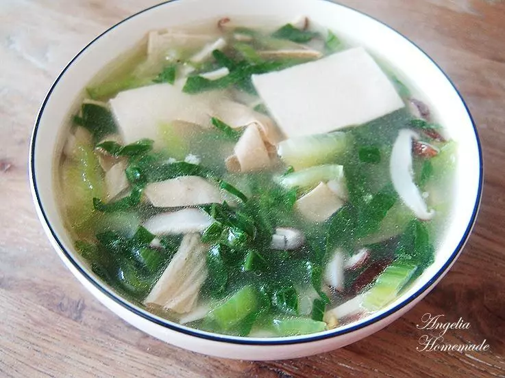 青菜千叶豆腐汤