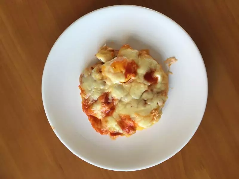 香肠奶酪烘蛋：用微波炉都可以做出美味的早餐！！！
