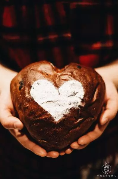 羅曼蒂克的浪漫：紅酒巧克力麵包