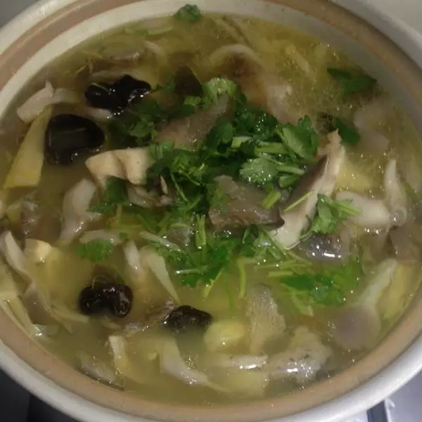 竹笋牛骨菌菇汤