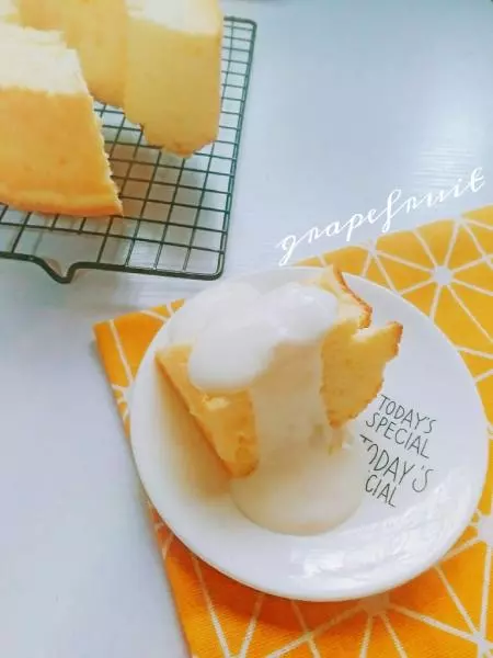 黄桃酸奶蛋糕