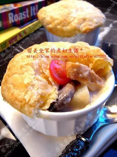 酥皮奶油蘑菇雞湯