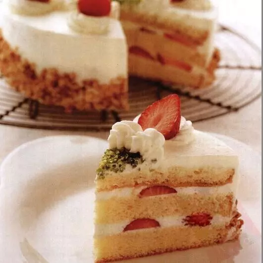 草莓海绵蛋糕