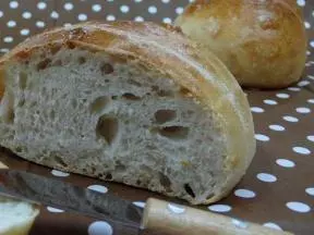 本色法式面包
